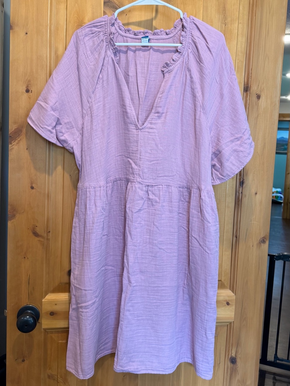 Old Navy Mauve Pink Cotton Gauze V-Neck Knee-Length Dress - Picture 2 of 5